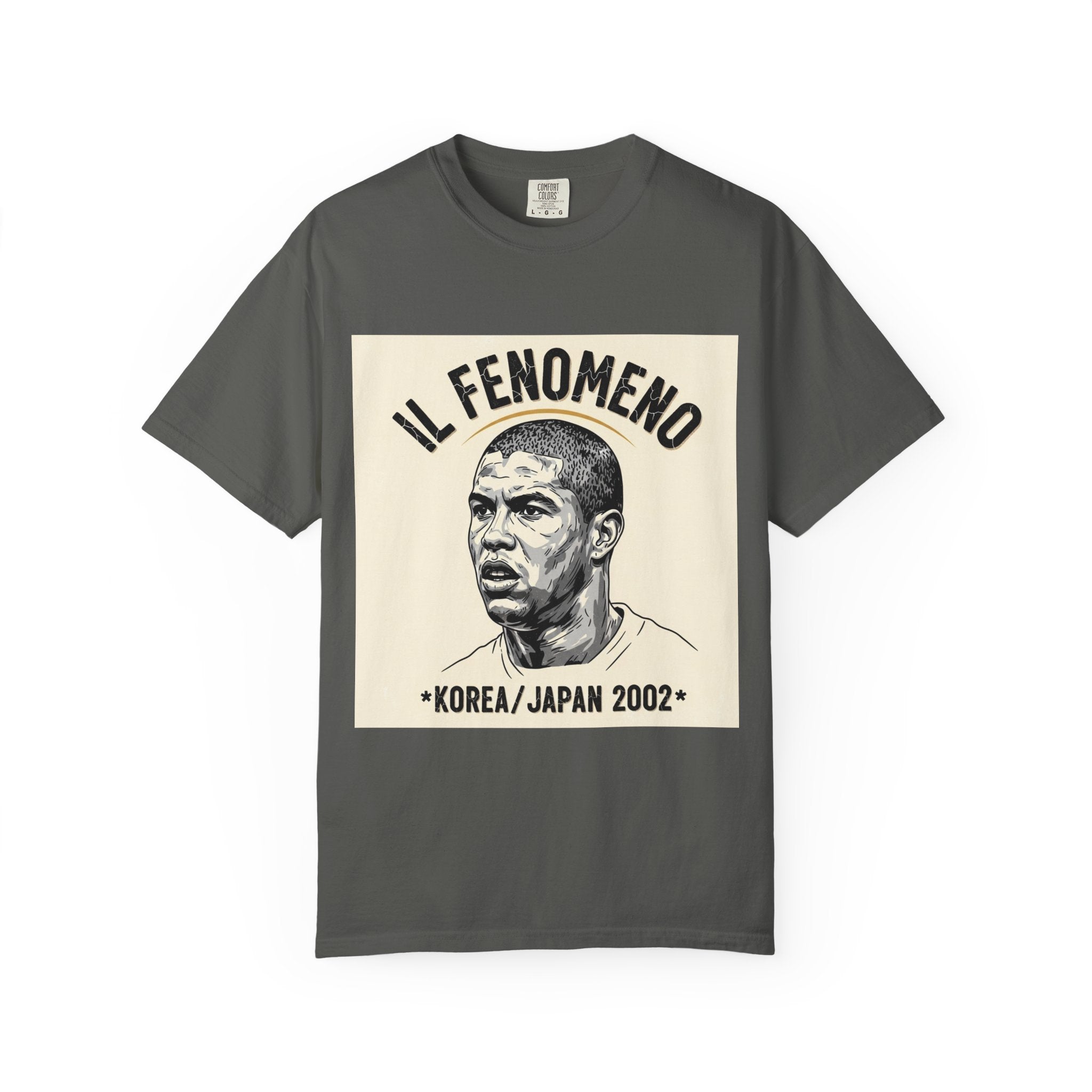 "Il Fenomeno" — Ronaldo Vintage Tee