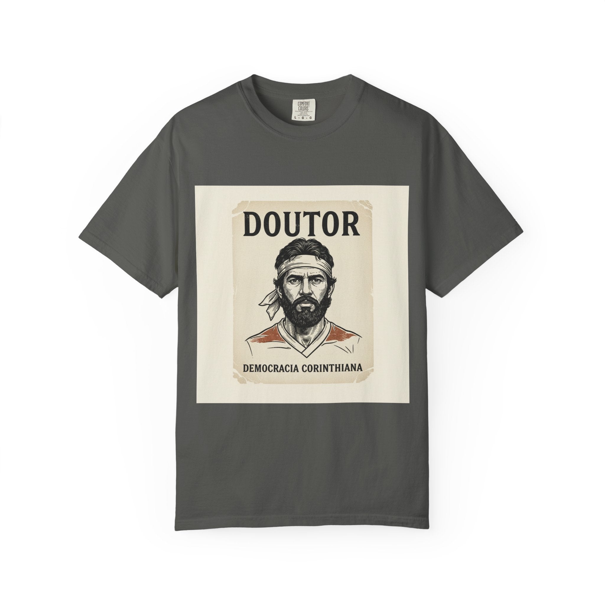 "Doutor" — Sócrates Vintage Tee